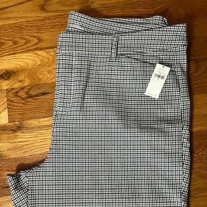 Women’s NWT size 16 Old Navy